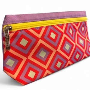NWOT Clinique Geometric Patterned Makeup Clutch